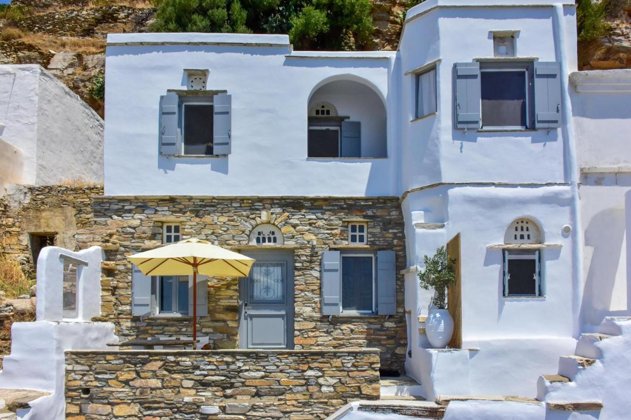 Living Theros Luxury Suites Kardhianí Екстериор снимка